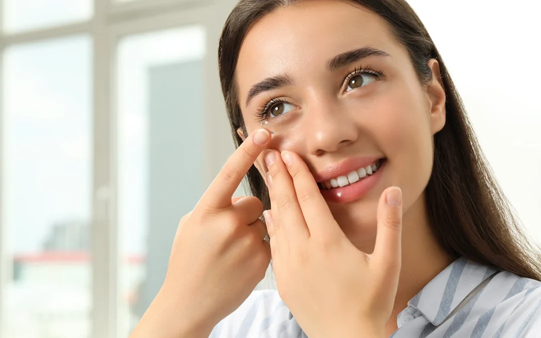 Best Contact Lenses for Dry Eyes: Find Lasting Relief & Comfort